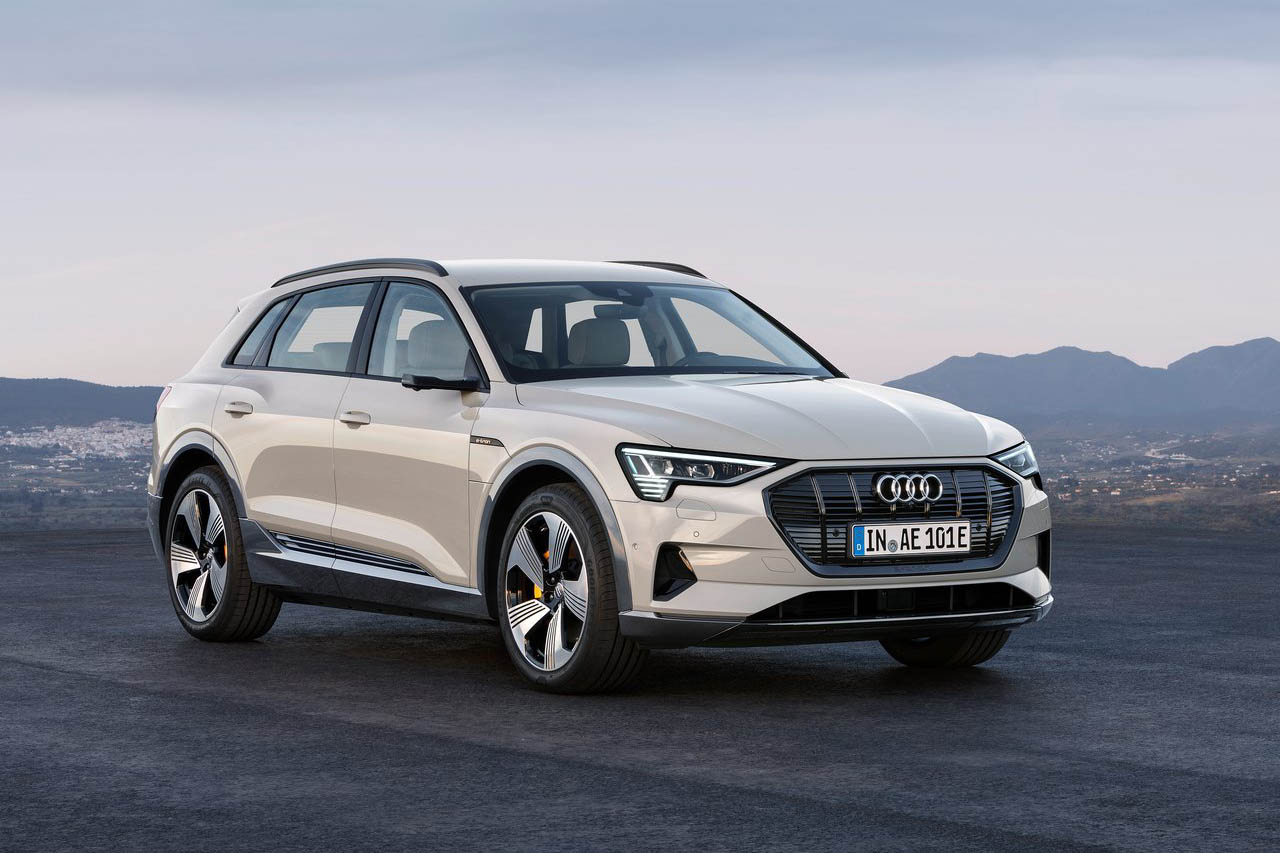اودي e-tron 2020 (8).jpg