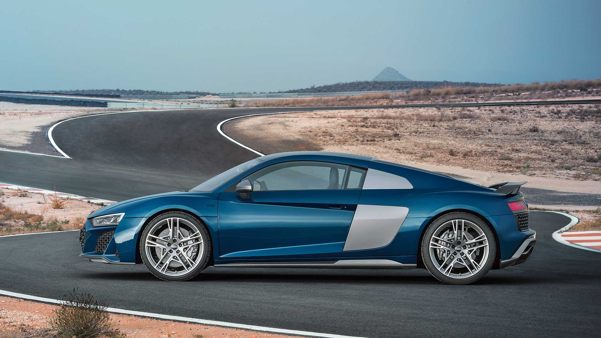 اودي R8 2019 (4).jpg