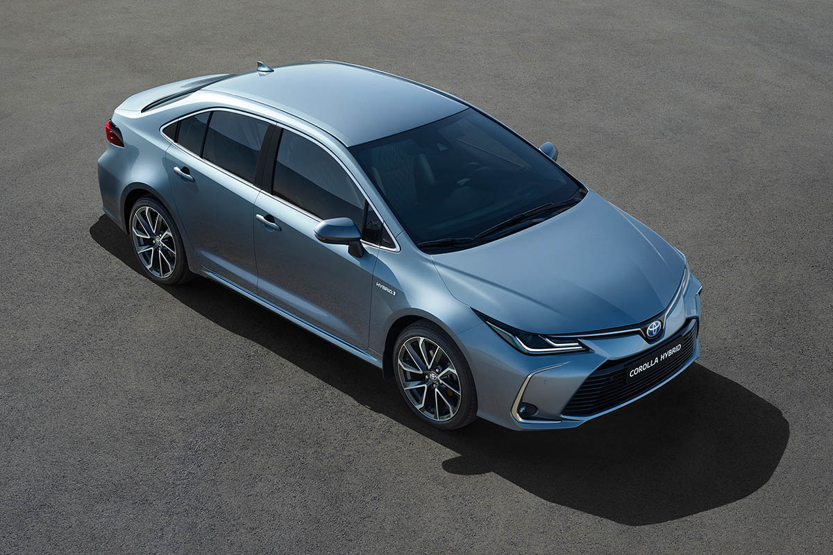 تويوتا كرورلا سيدان 2020 الاوروبية (4).jpg