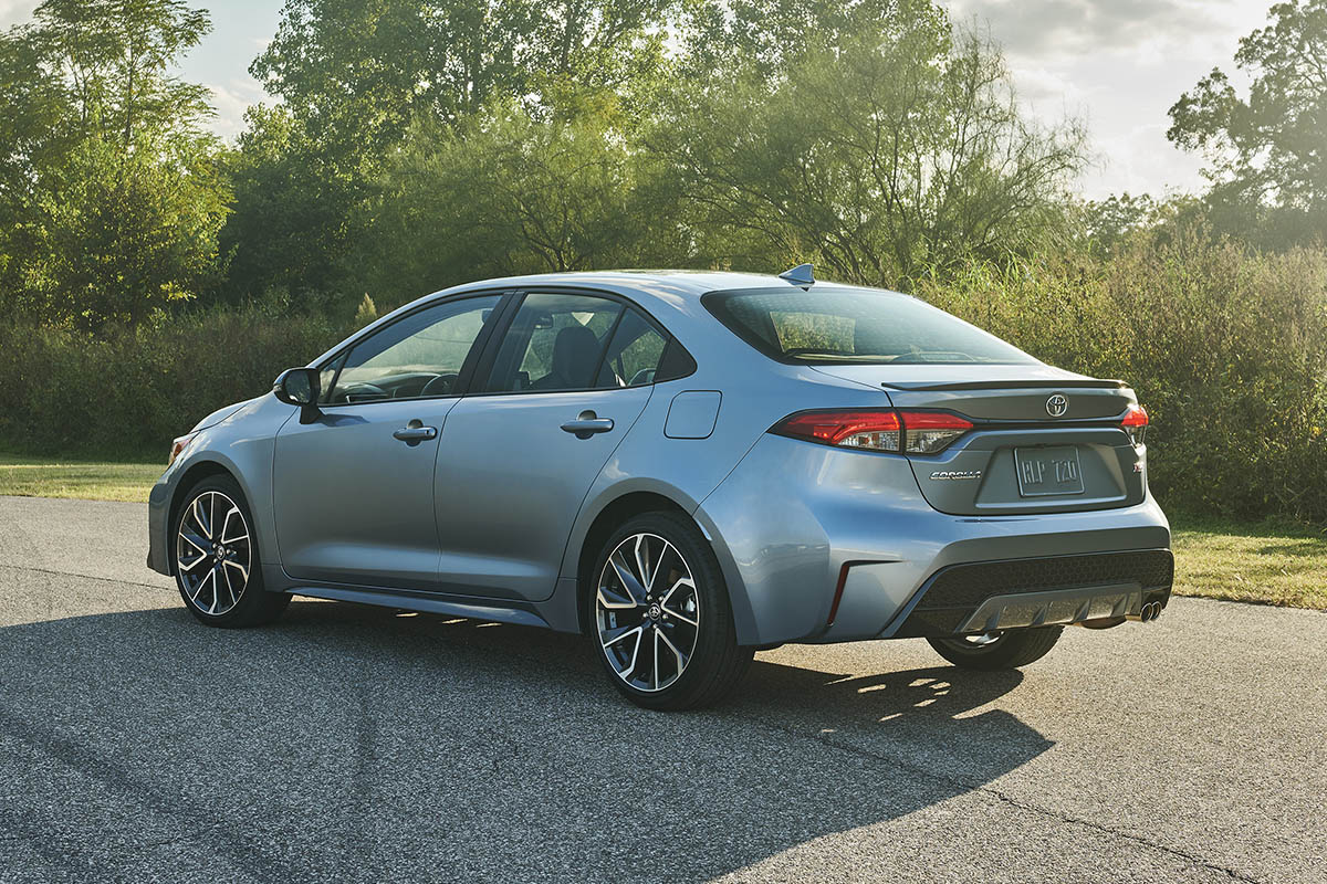 تويوتا كورولا سيدان 2020 الامريكية (2).jpg