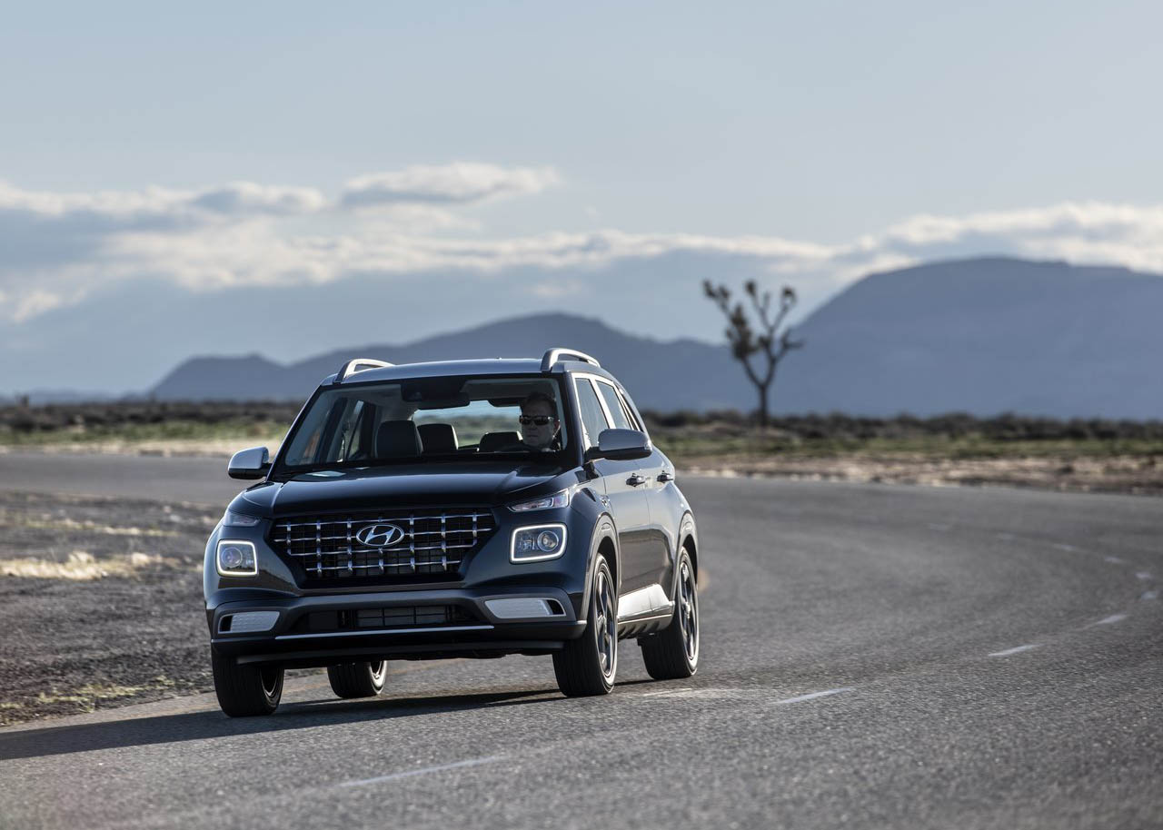 هيونداي فينيو 2020  (10).jpg