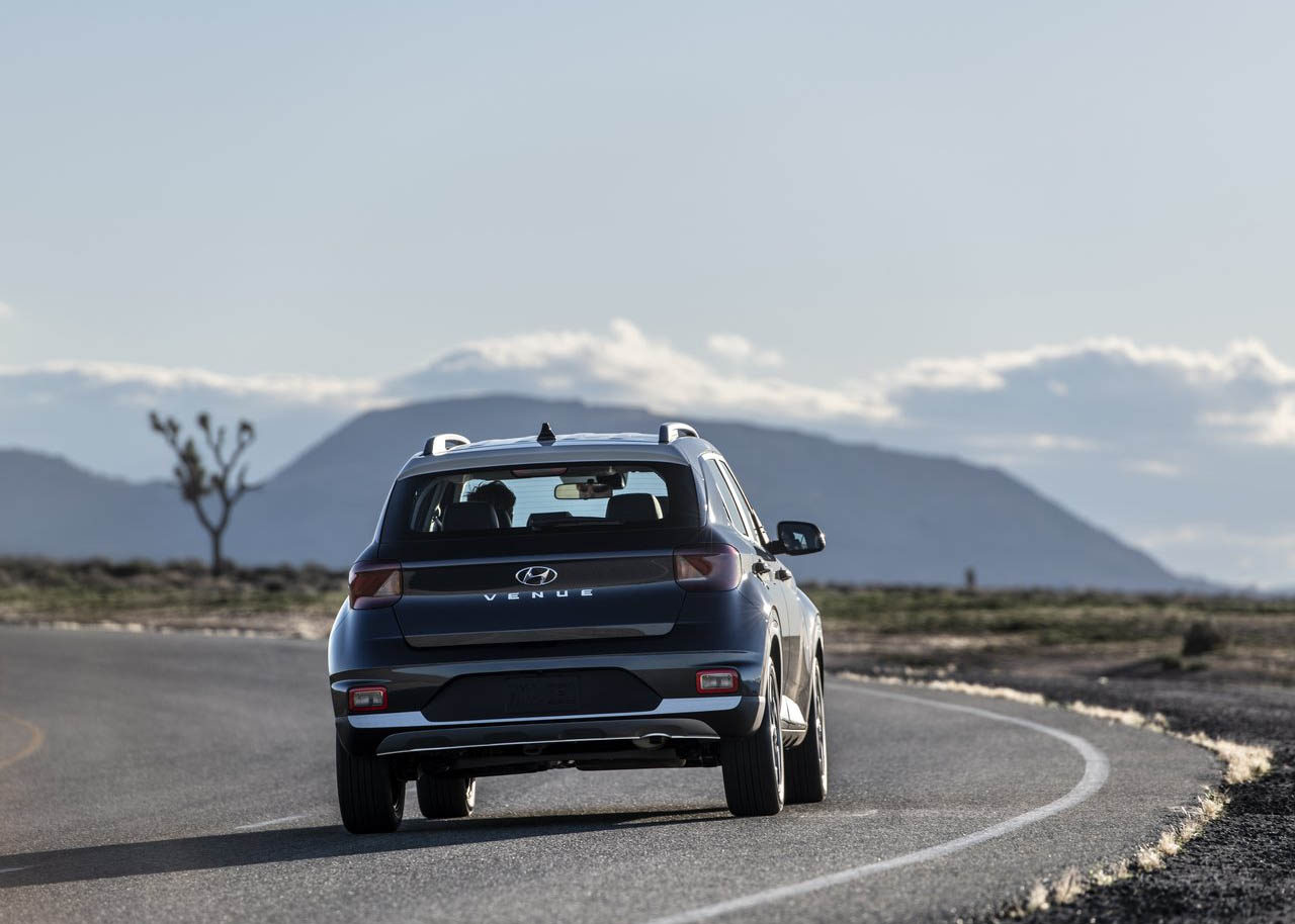 هيونداي فينيو 2020  (11).jpg