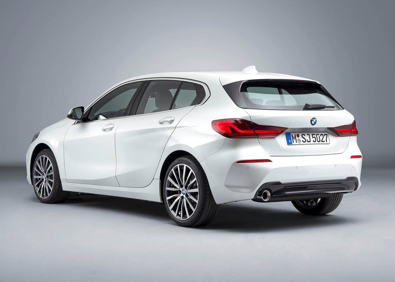 بي ام دبليو الفئة الاولى 2020 (12).jpg