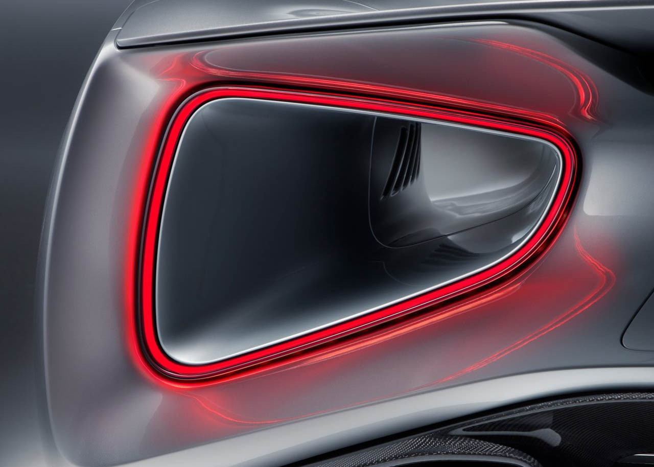 لوتس افيجا 2020 (15).jpg