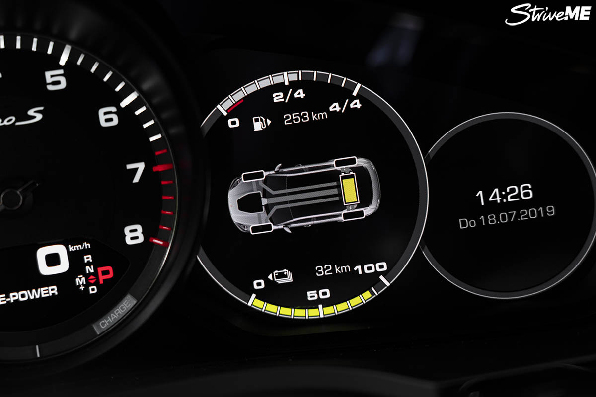 بورشه كايين تيربو هايبرد - (21).jpg