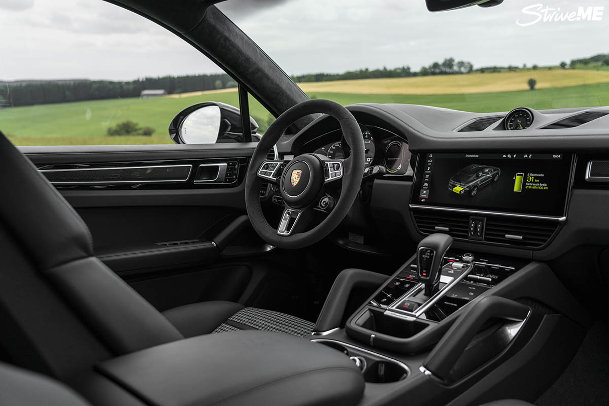 بورشه كايين تيربو هايبرد - (26).jpg