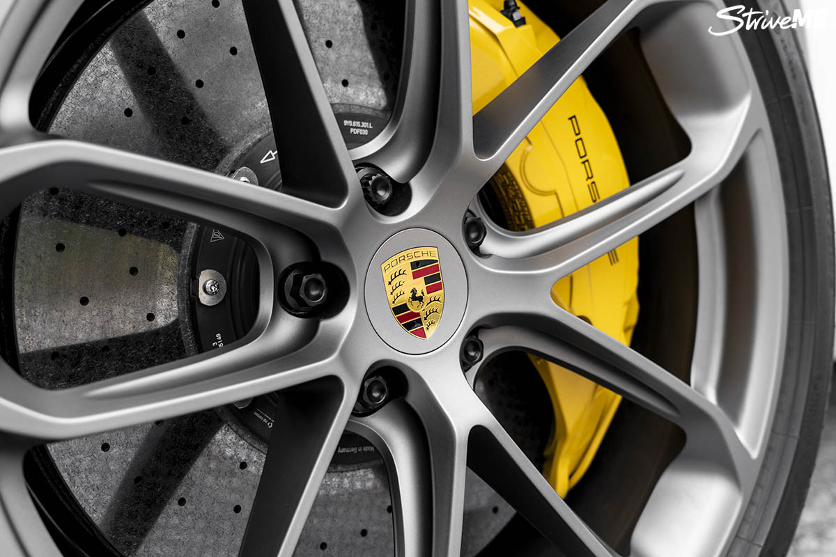 بورشه كايين تيربو هايبرد - (30).jpg