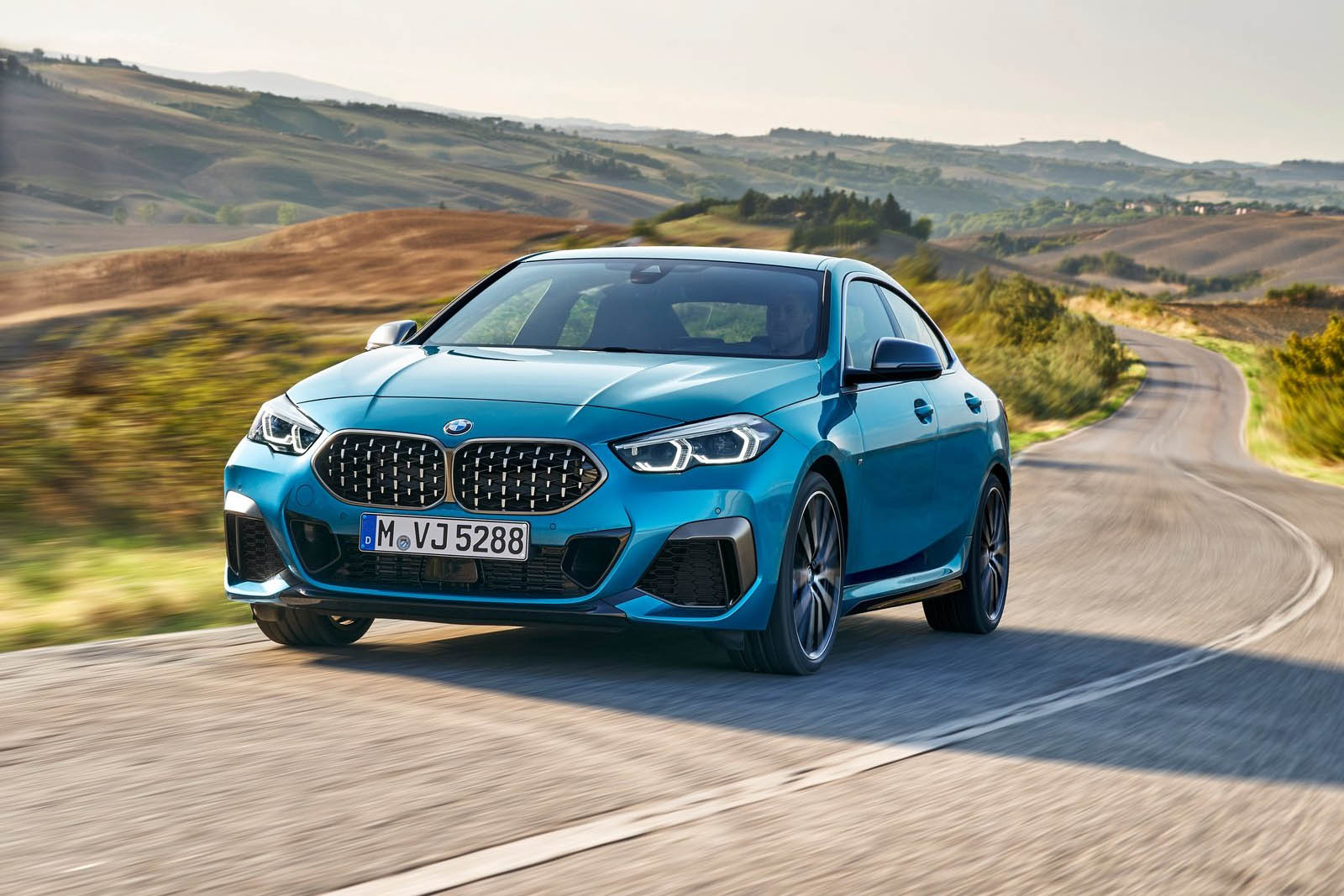 بي ام دبليو الفئة الثانية جران كوبيه - (12).jpg