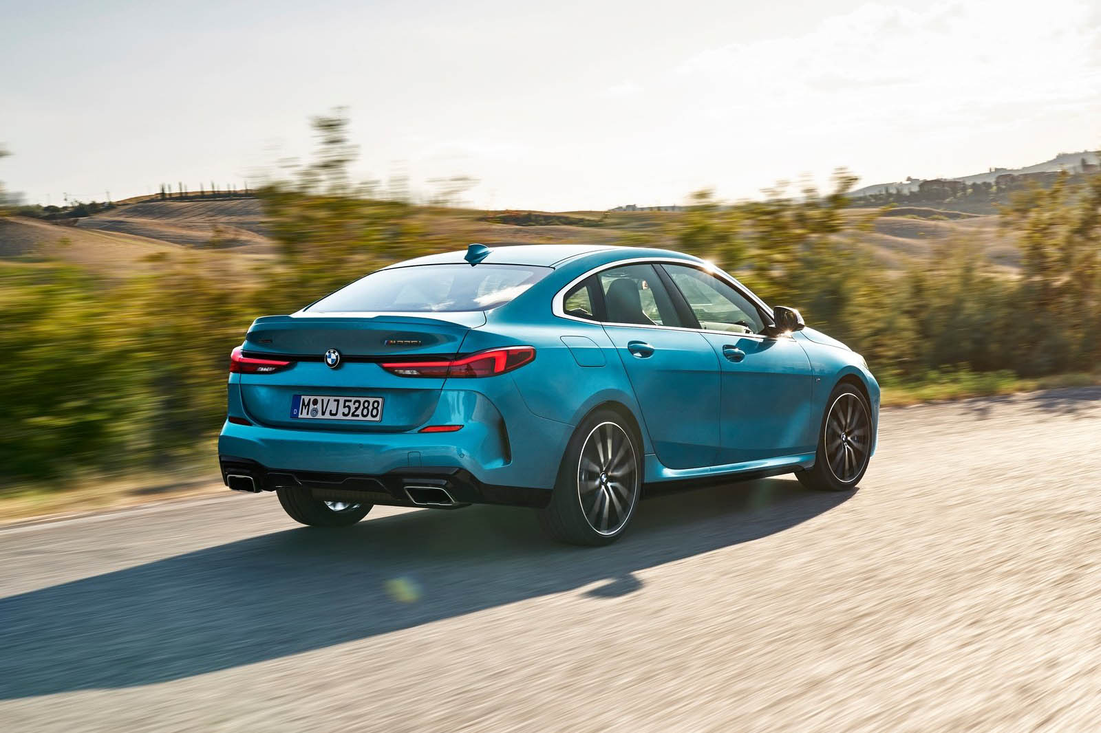 بي ام دبليو الفئة الثانية جران كوبيه - (13).jpg