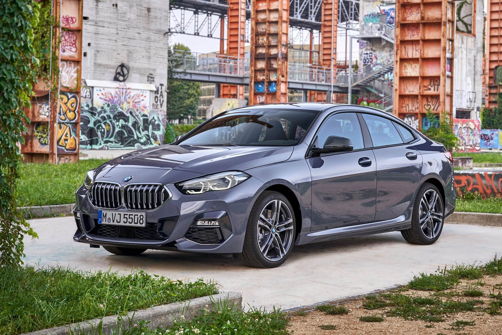 بي ام دبليو الفئة الثانية جران كوبيه - (3).jpg