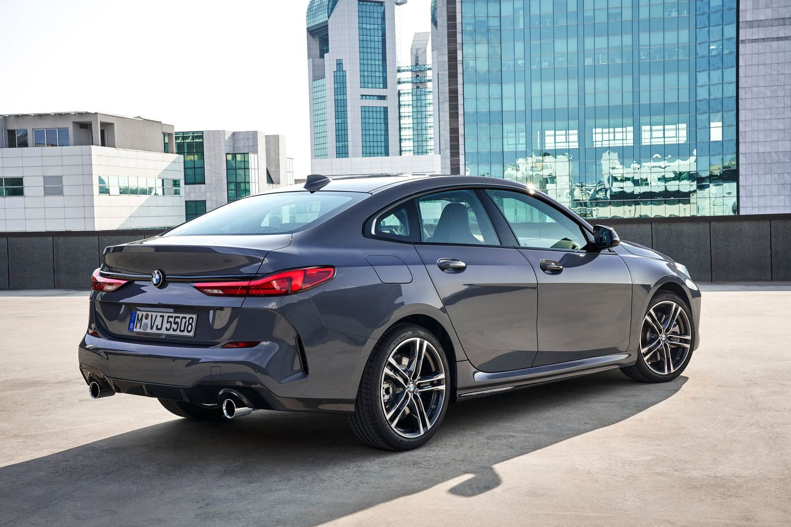 بي ام دبليو الفئة الثانية جران كوبيه - (6).jpg