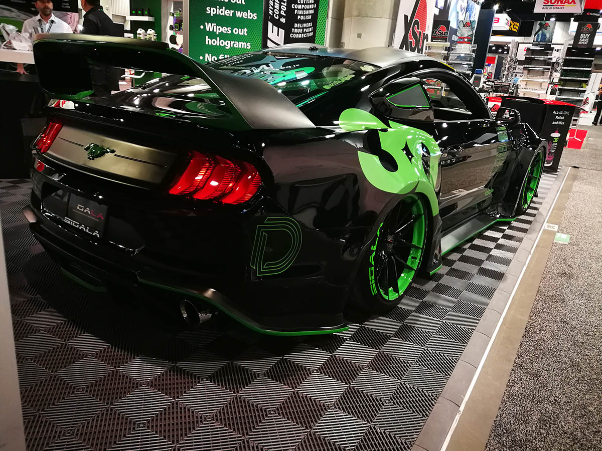 البوم صور معرض سيما للسيارات المعدلة 2019 سيارات  (25).jpg