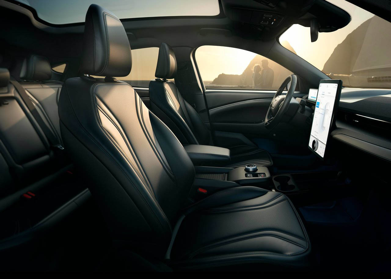 فورد موستنح ماك إي 2021 - (13).jpg