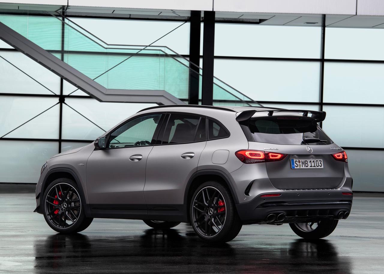 صور-مرسيدس-GLA-45-AMG-2021-04