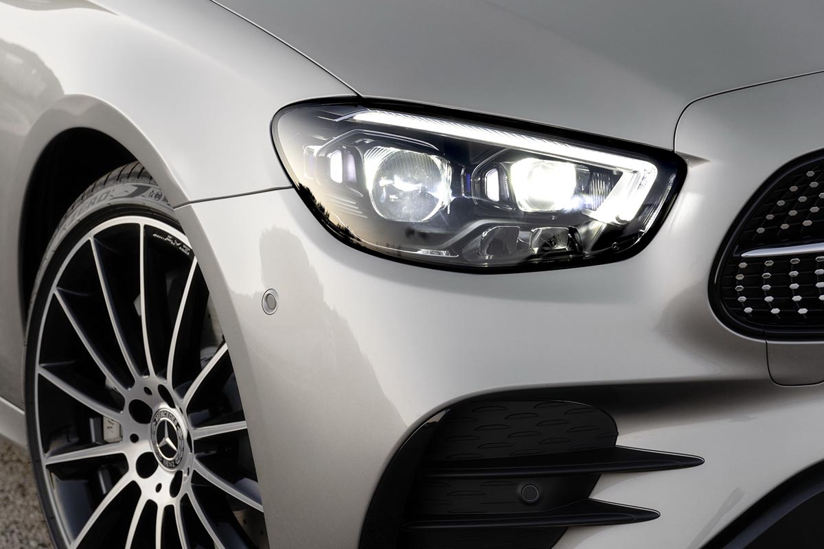 صور مرسيدس إي كلاس 2021 -03.jpg