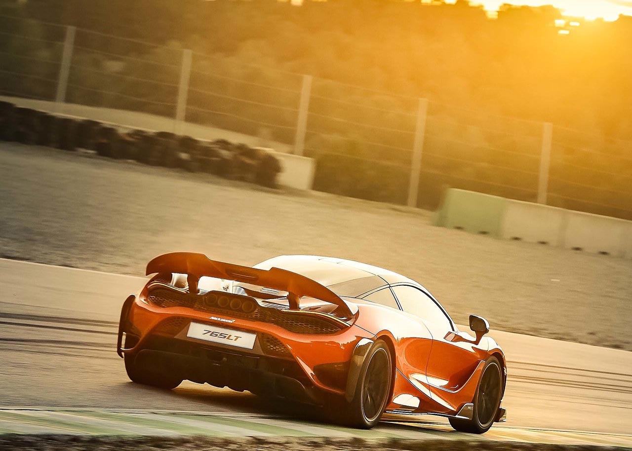 صور ماكلارين 765LT 2021 - (2).jpg