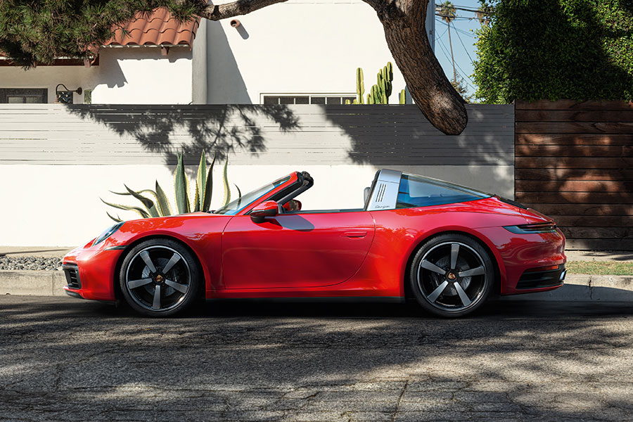 بورشه 911 تارغا 2021 (1).jpg