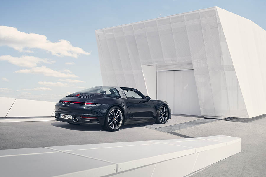بورشه 911 تارغا 2021 (6).jpg