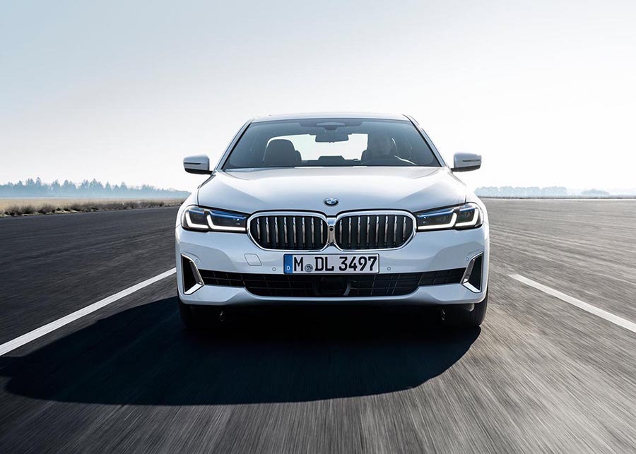 بي ام دبليو الفئة الخامسة 2021 - (9).jpg