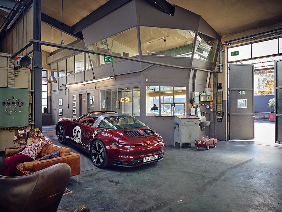 بورشه 911 تارجا Heritage Design Edition (21).jpg