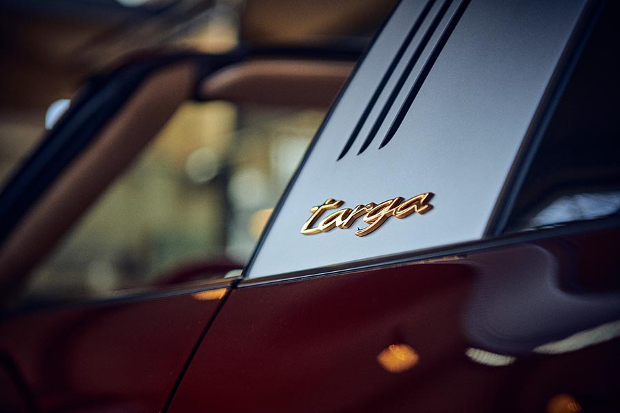 بورشه 911 تارجا Heritage Design Edition (23).jpg