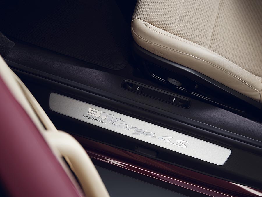 بورشه 911 تارجا Heritage Design Edition (8).jpg