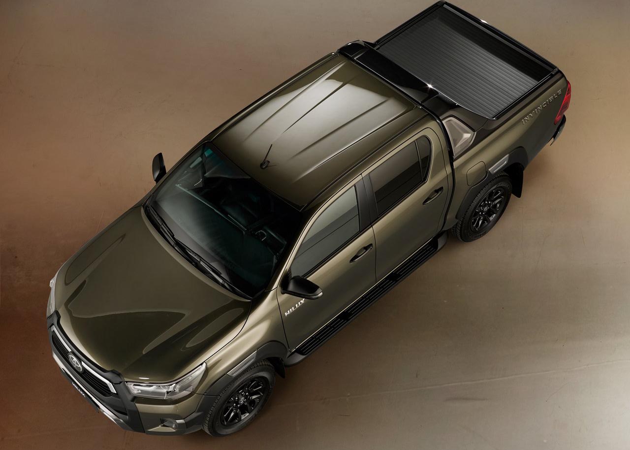 تويوتا هايلكس 2021 - 11.jpg