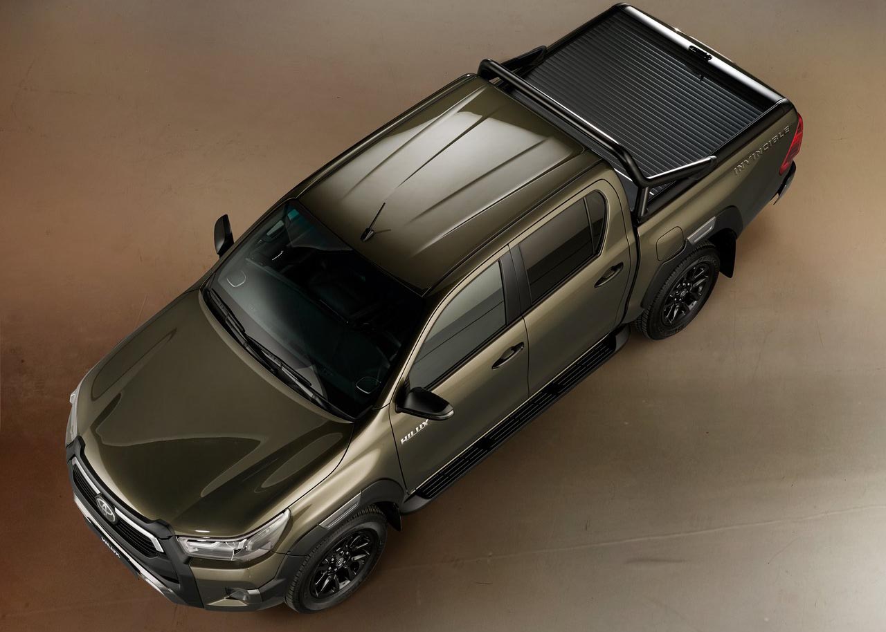 تويوتا هايلكس 2021 - 12.jpg