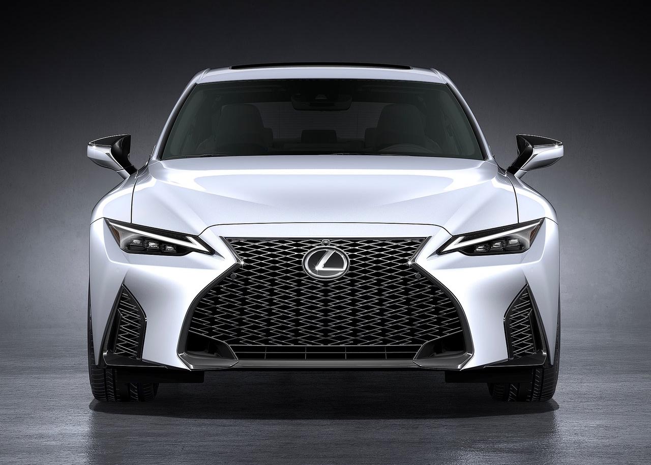 لكزس IS 2021 (23).jpg