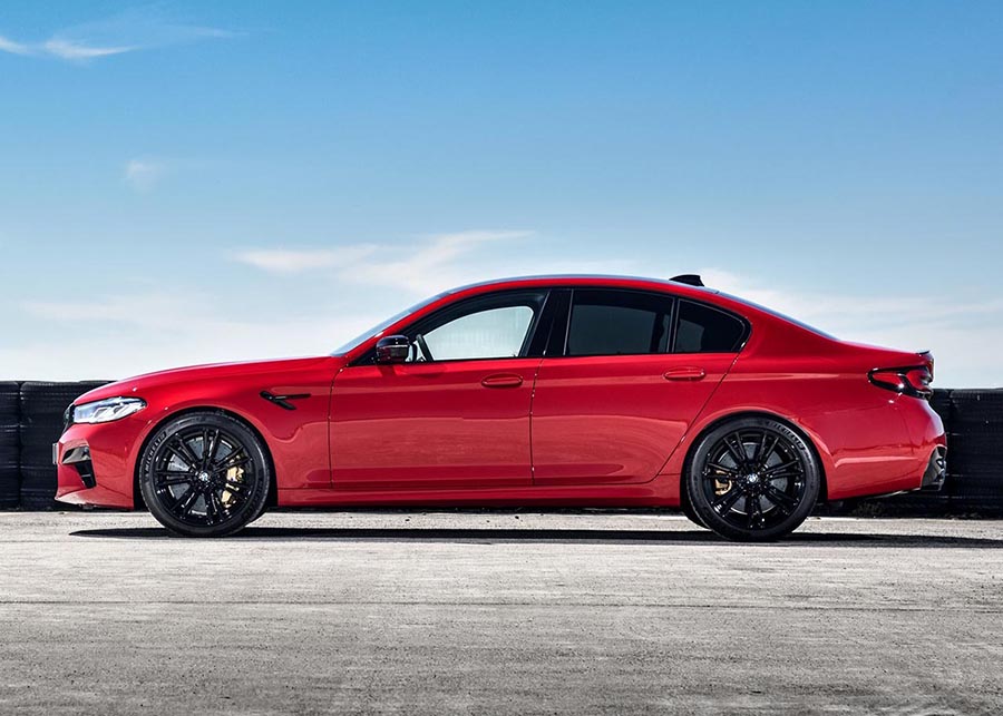 بي ام دبليو ام 5 كومبيتيشن 2021 - (21).jpg