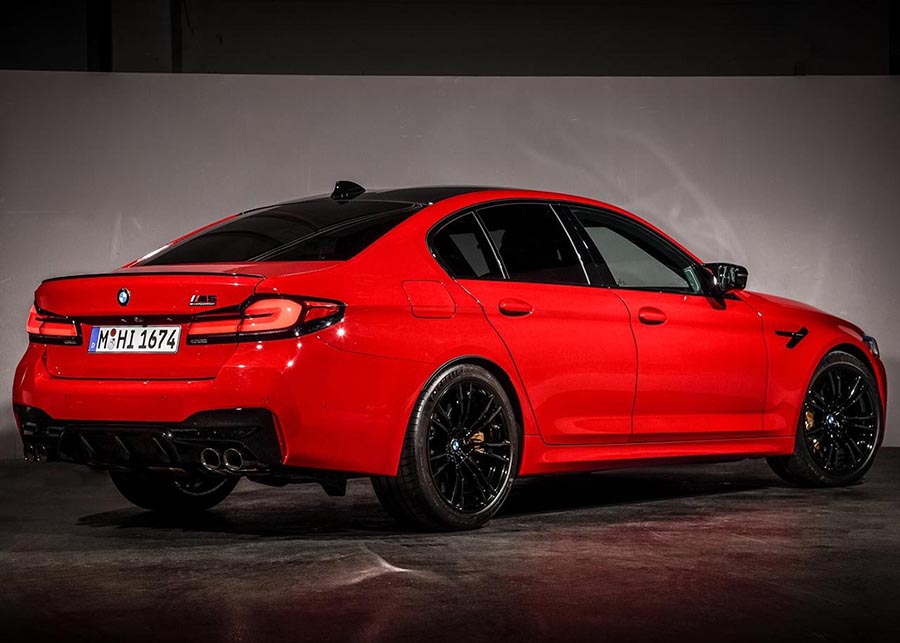 بي ام دبليو ام 5 كومبيتيشن 2021 - (9).jpg