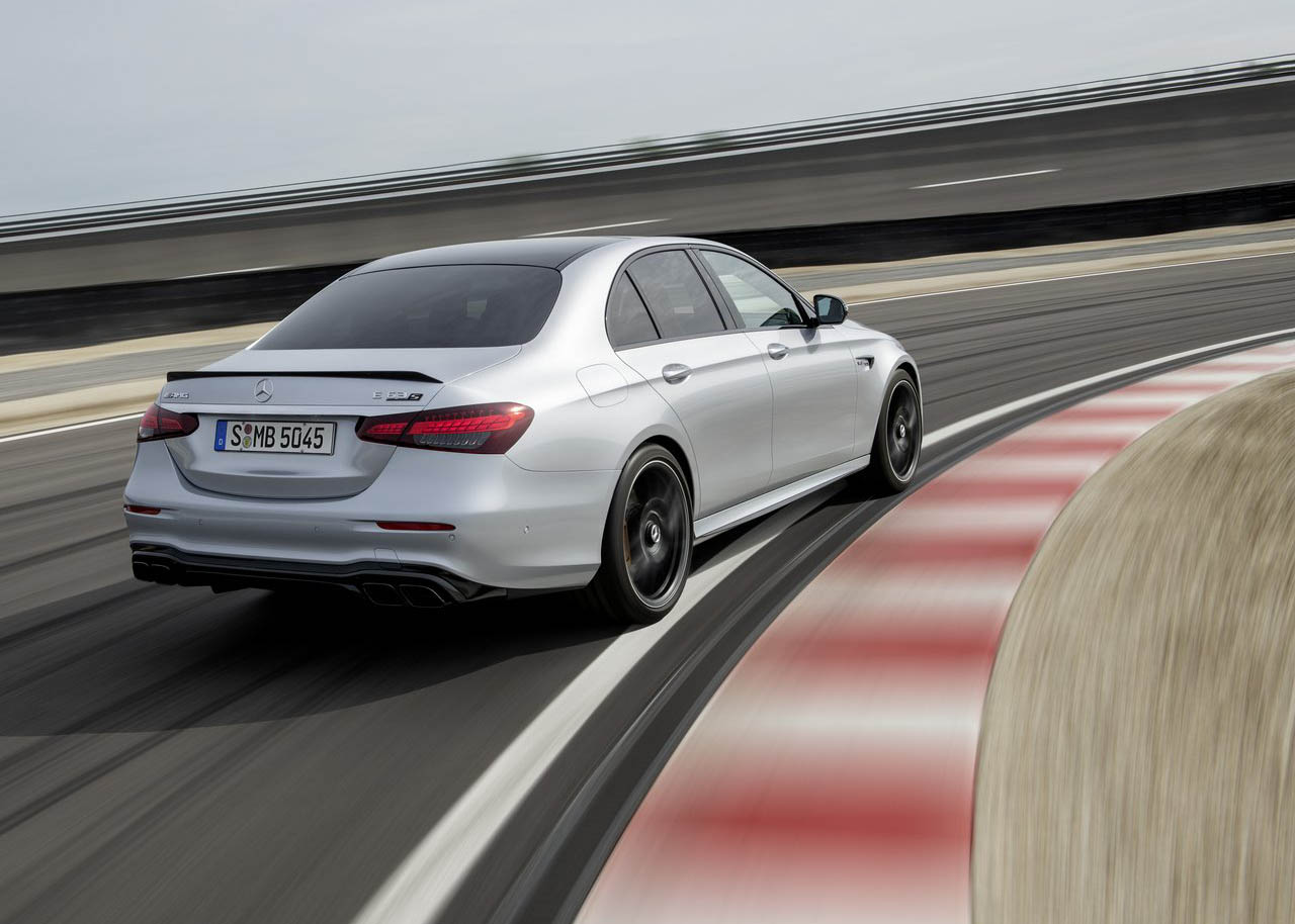 مرسيدس E63 S 2021 - (10).jpg