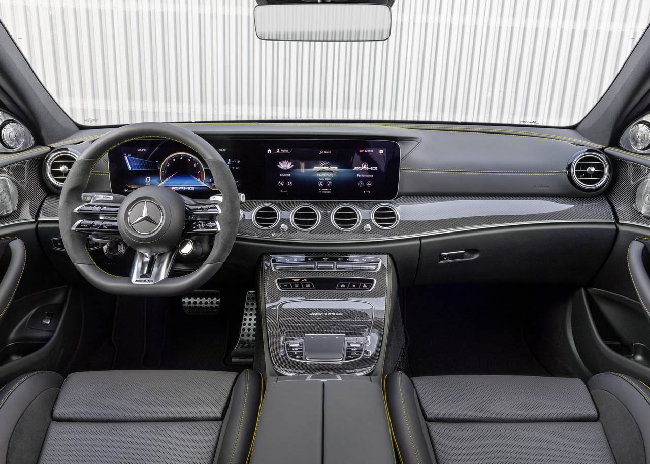 مرسيدس E63 S 2021 - (16).jpg