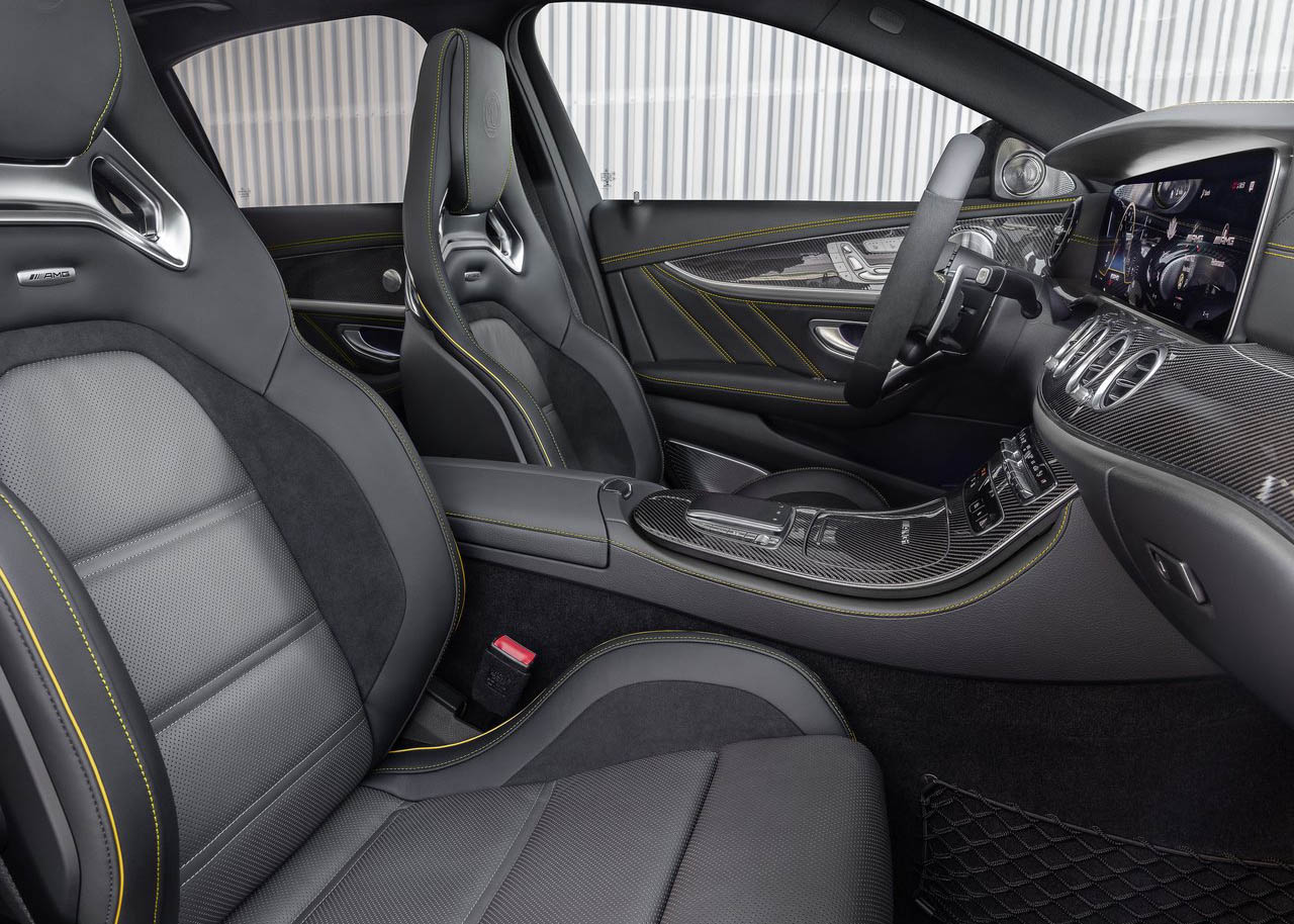 مرسيدس E63 S 2021 - (17).jpg