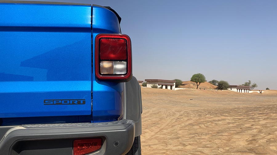 صور تجربة جيب جلاديتور 2020 - 19.jpg