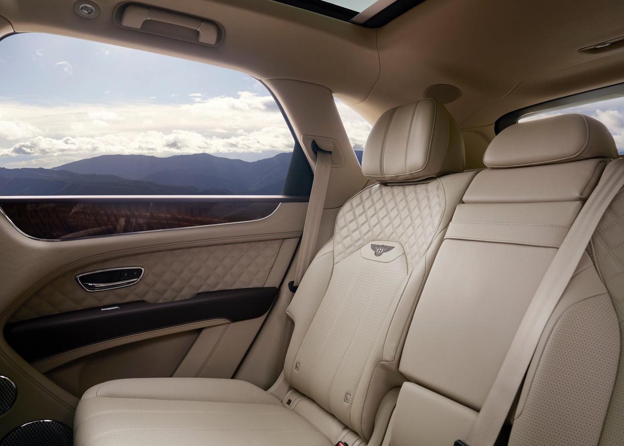 بنتلي بنتايجا 2021 - (19).jpg