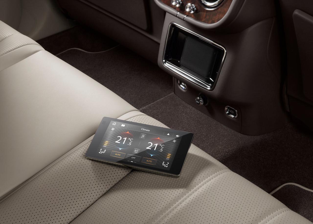 بنتلي بنتايجا 2021 - (22).jpg