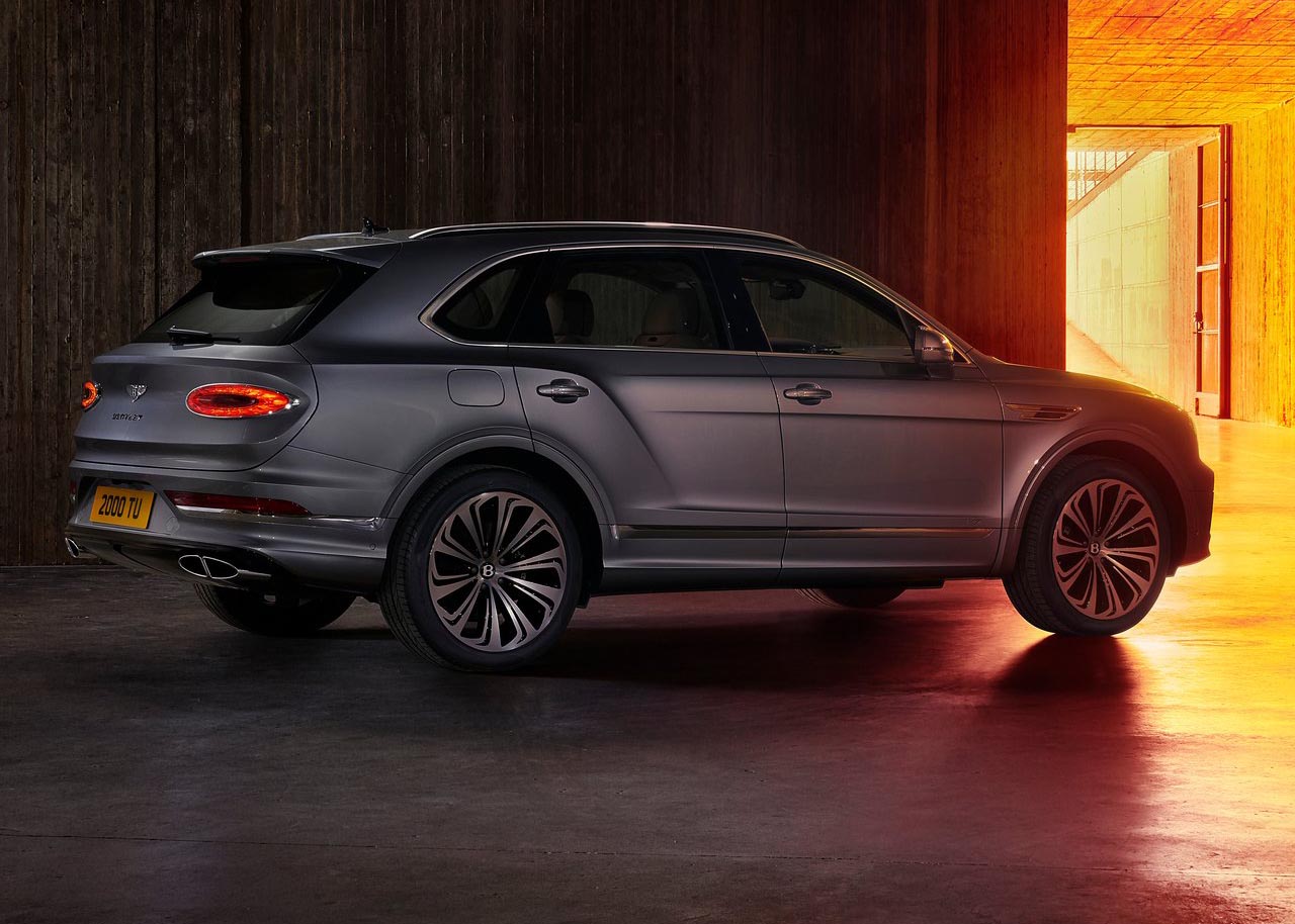 بنتلي بنتايجا 2021 - (6).jpg