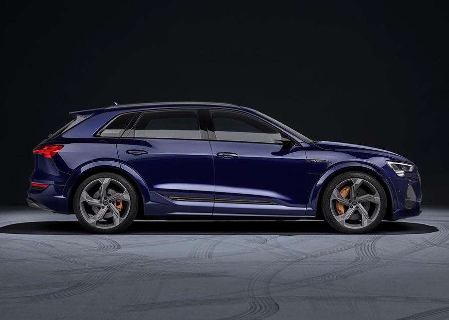 اودي e-tron S (12).jpg