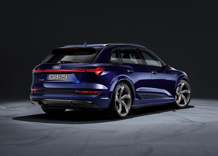 اودي e-tron S (13).jpg