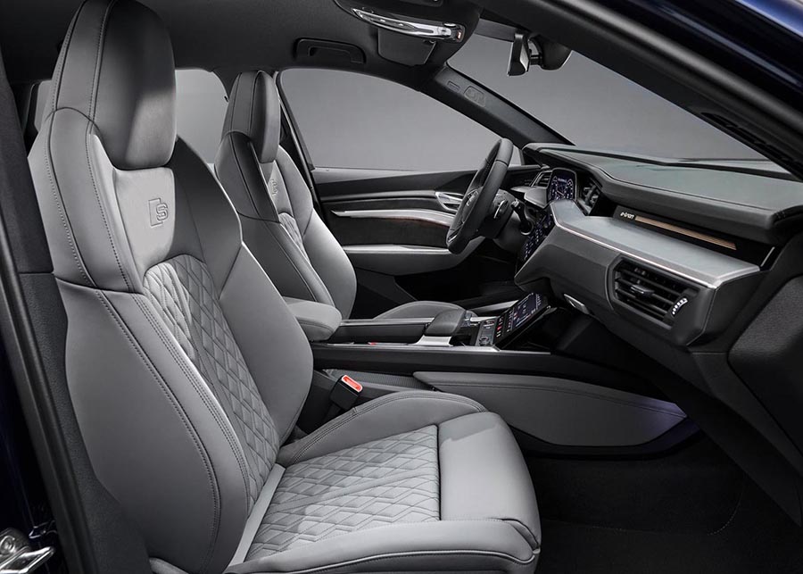 اودي e-tron S (15).jpg