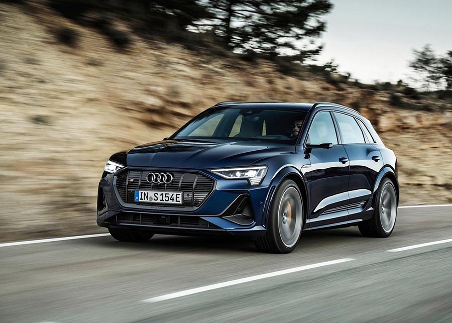 اودي e-tron S (4).jpg