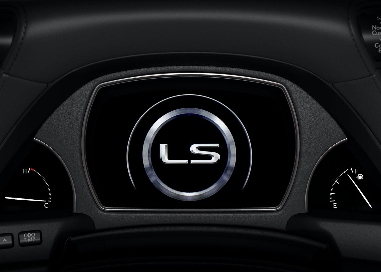 لكزس LS 2021 (13).jpg