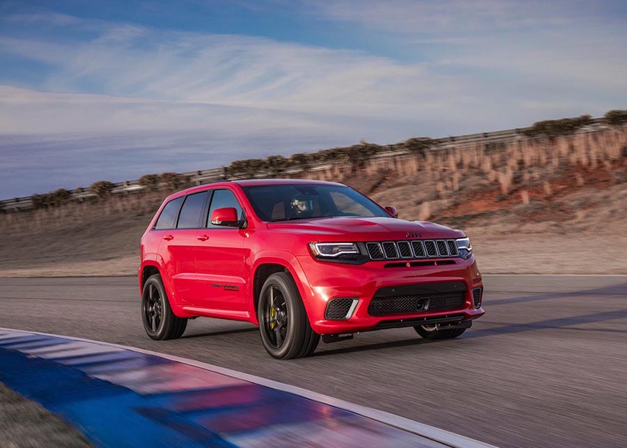 جيب جراند شيروكي تراك هوك 2020 - 03.jpg