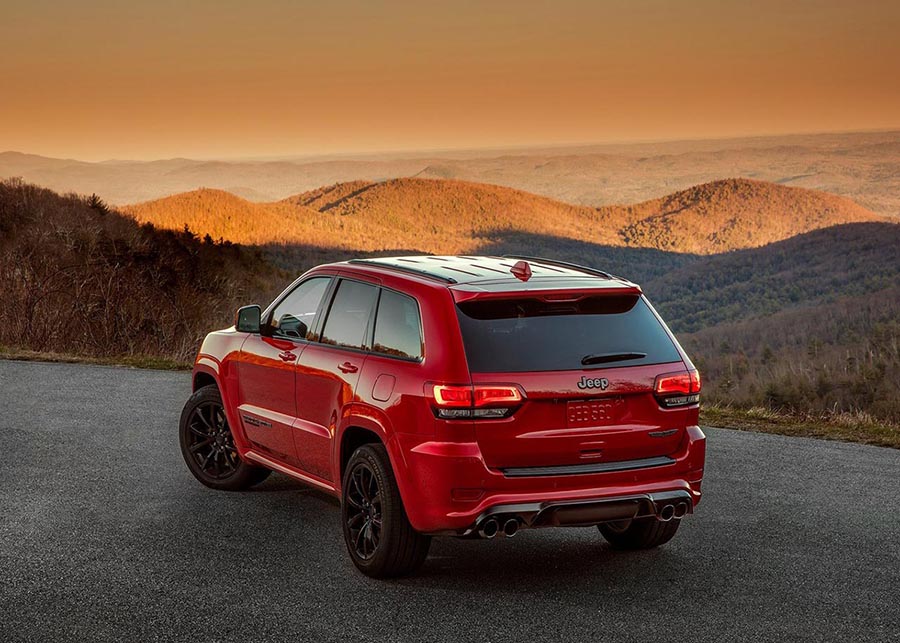 جيب جراند شيروكي تراك هوك 2020 - 07.jpg