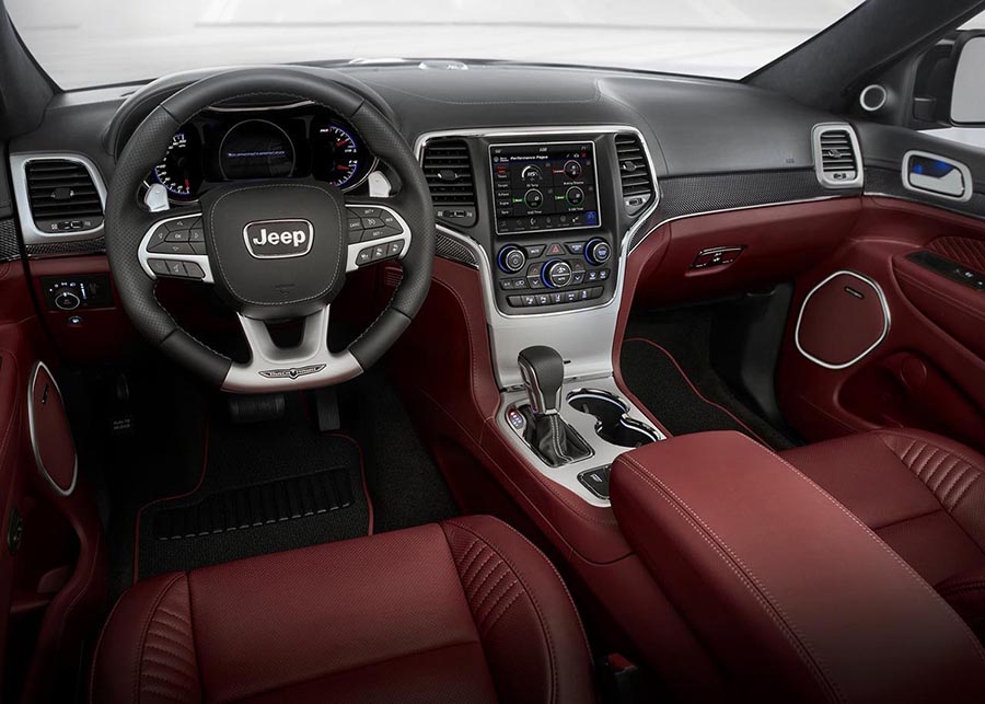 جيب جراند شيروكي تراك هوك 2020 - 10.jpg