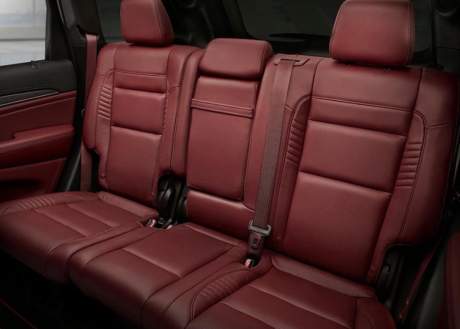 جيب جراند شيروكي تراك هوك 2020 - 11.jpg