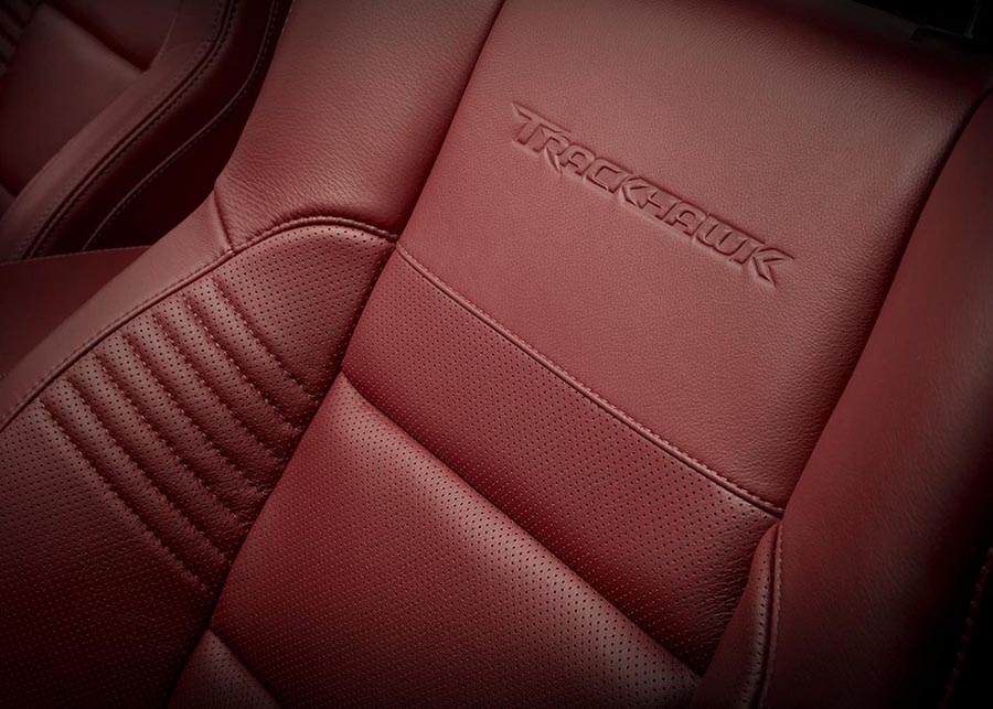 جيب جراند شيروكي تراك هوك 2020 - 13.jpg