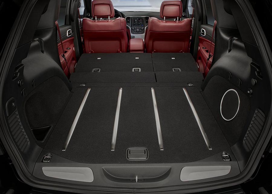 جيب جراند شيروكي تراك هوك 2020 - 15.jpg