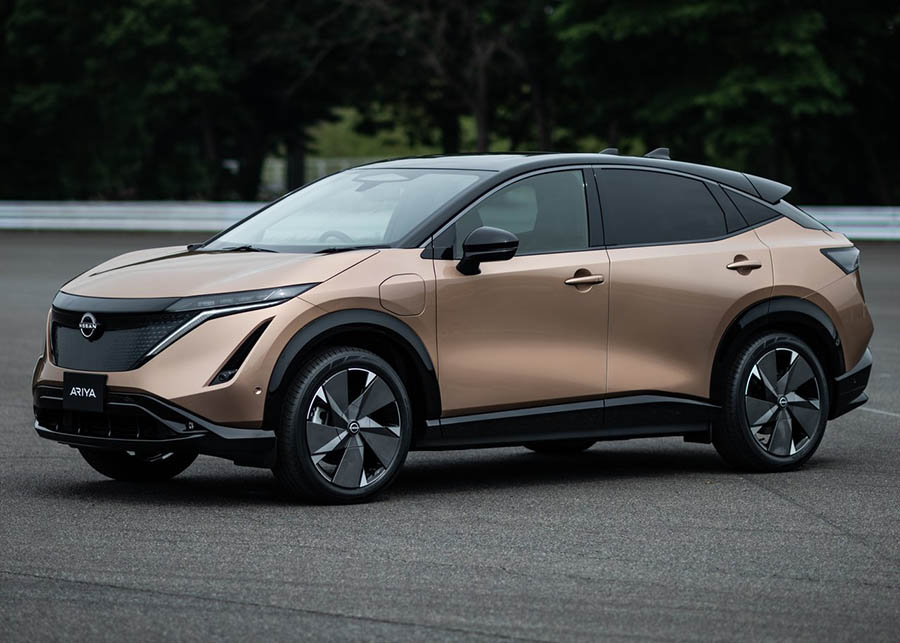 نيسان آريا 2021 - 04.jpg